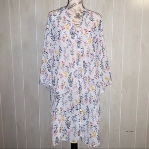Massini white long floral kimono